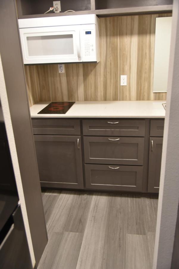 Town Place Studio Apartment Snyder Exterior foto