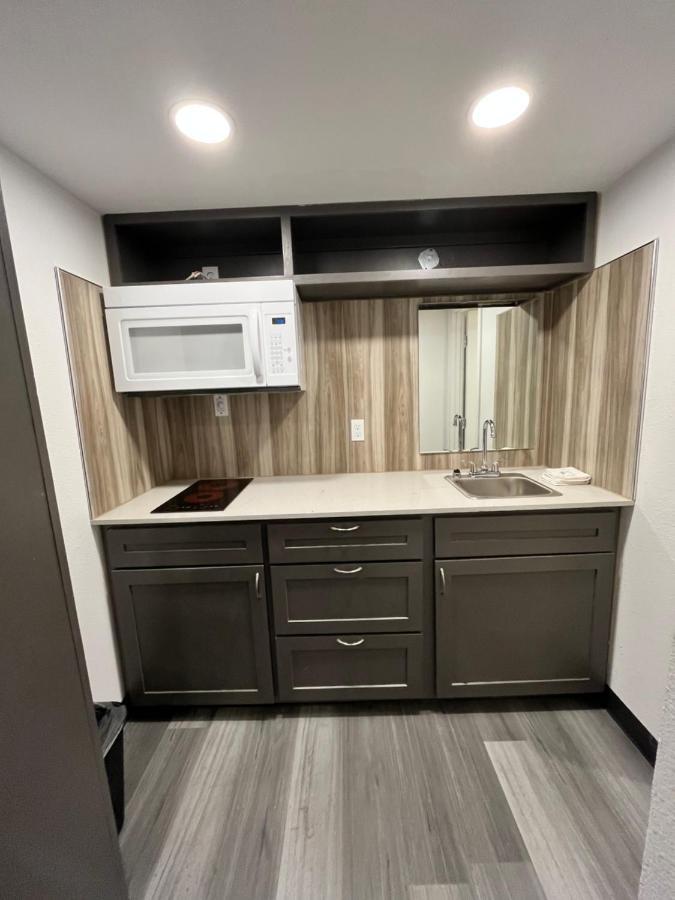 Town Place Studio Apartment Snyder Exterior foto
