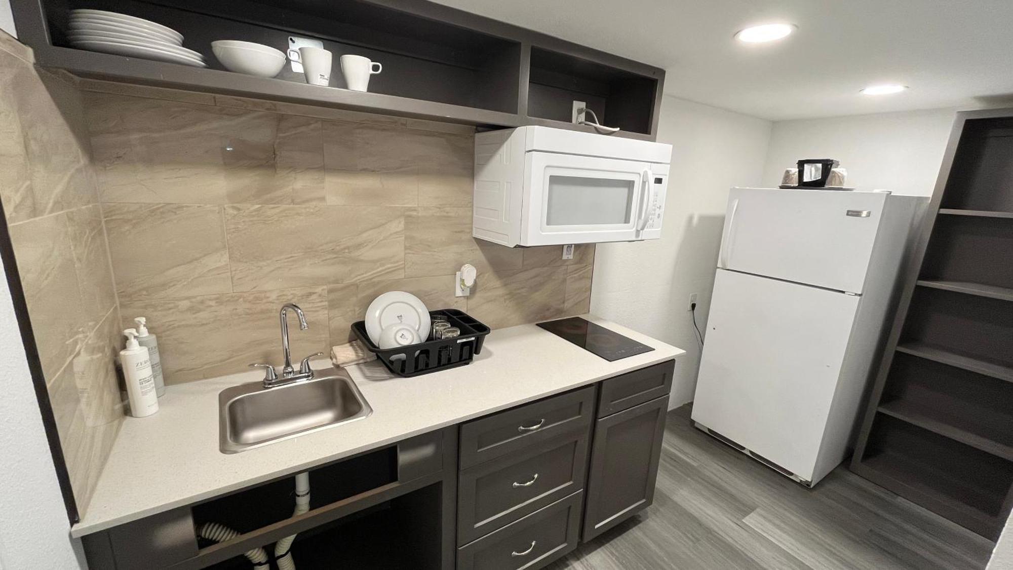 Town Place Studio Apartment Snyder Exterior foto